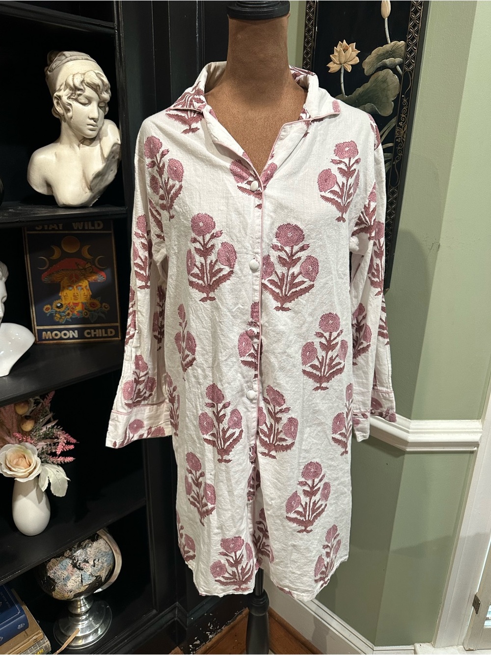 Victoria Dunn Pink Floral Block‑Print Button‑Down Dress – Fits Medium